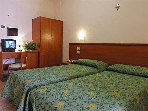 **  Hotel La Rocca Assisi Italy