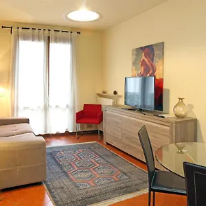 https://claudio-appartamenti.hotelinveneto.com