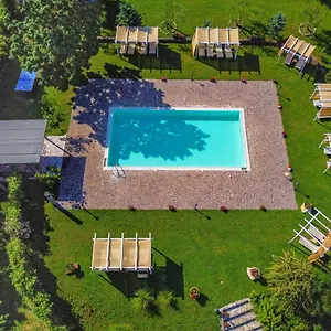 https://la-valle-de-medici.it-tuscanyhotel.com