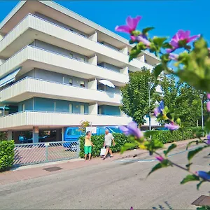 https://residence-sabrina.hotelinveneto.com