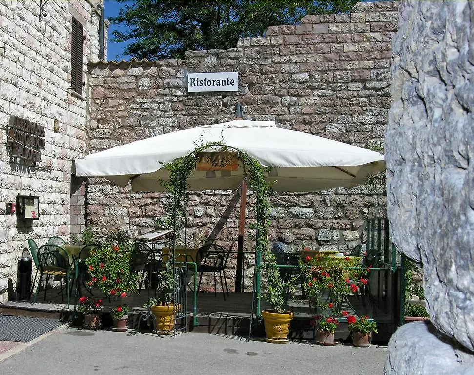 Hotel La Rocca Assisi